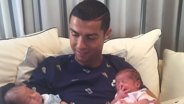 cristiano-ronaldo-twins.jpeg